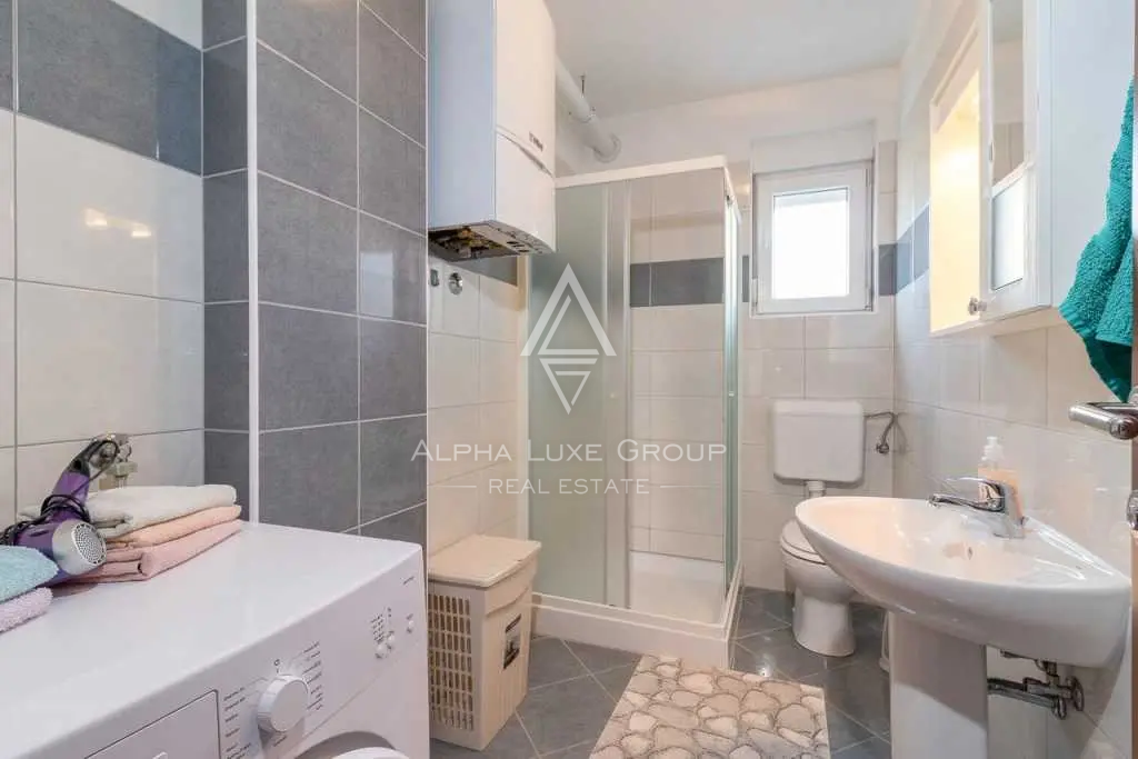 Istria, Pula Valdebek: Casa con appartmani vicino città