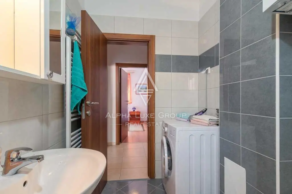 Istria, Pula Valdebek: Casa con appartmani vicino città