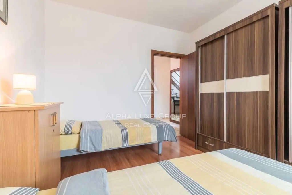 Istria, Pula Valdebek: Casa con appartmani vicino città