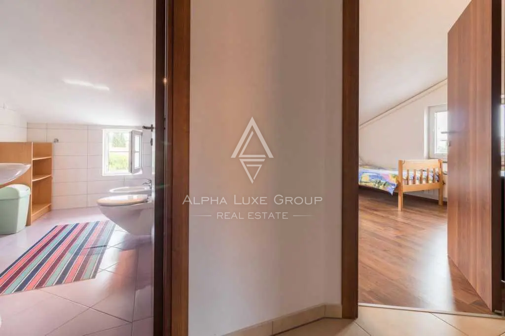 Istria, Pula Valdebek: Casa con appartmani vicino città