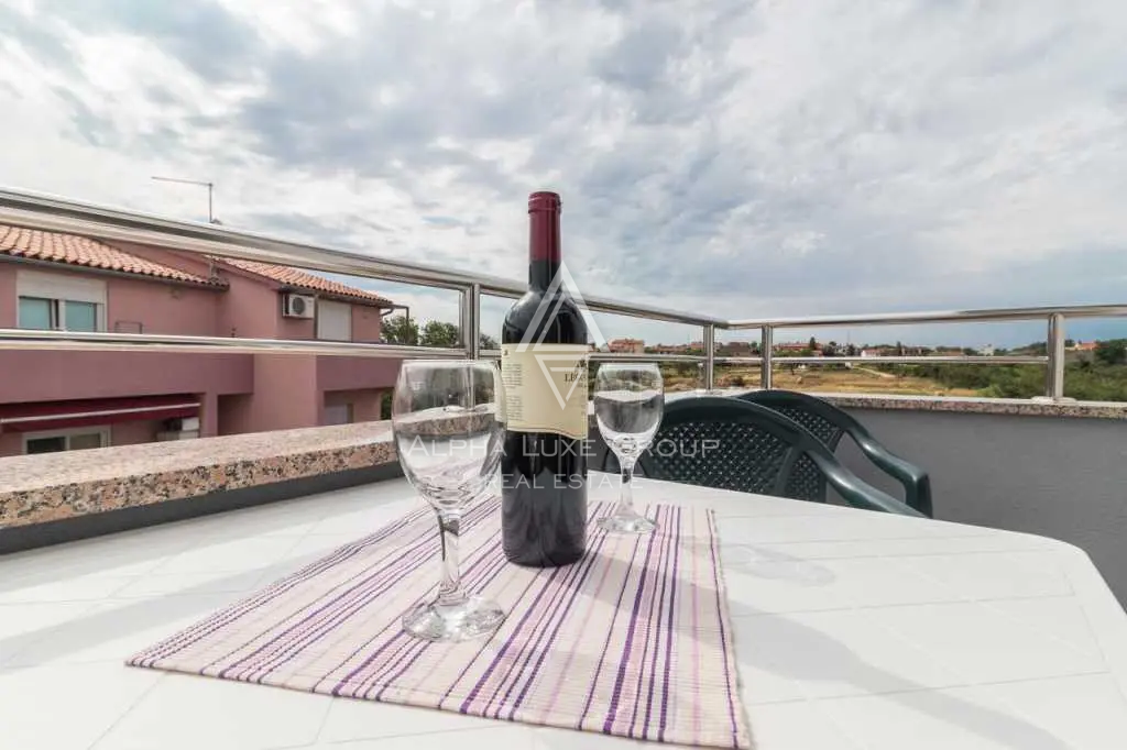 Istria, Pula Valdebek: Casa con appartmani vicino città