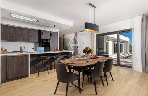 Istria, Rovinj: Villa moderna di lusso su un piano