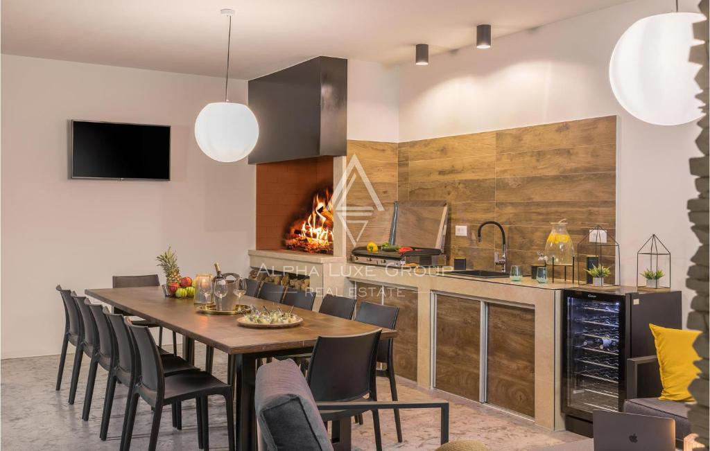 Istria, Rovinj: Villa contemporanea con piscina spa