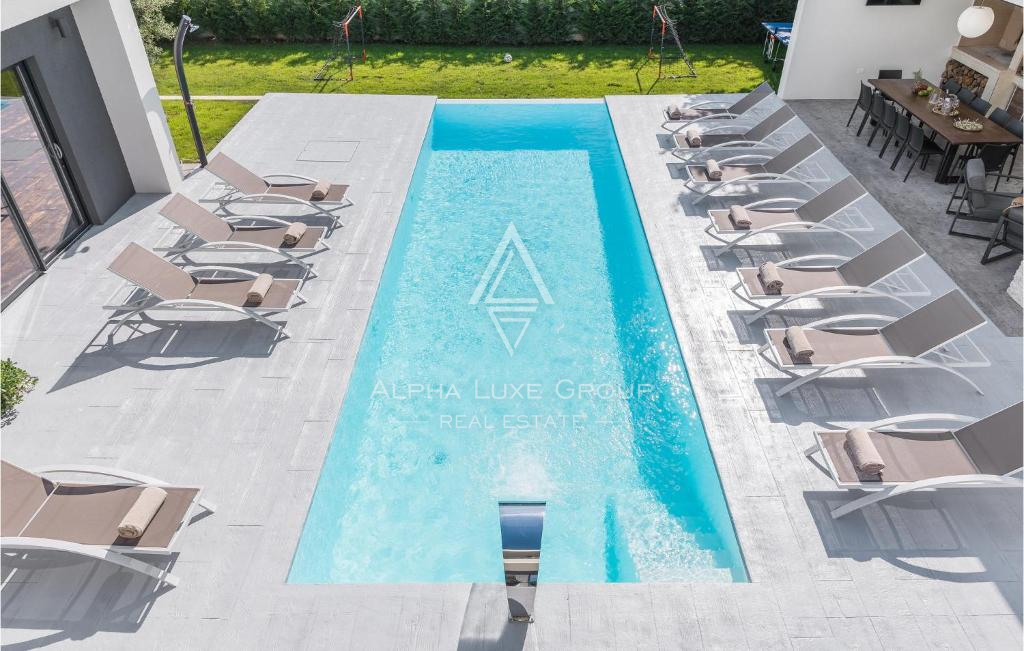 Istria, Rovinj: Villa contemporanea con piscina spa