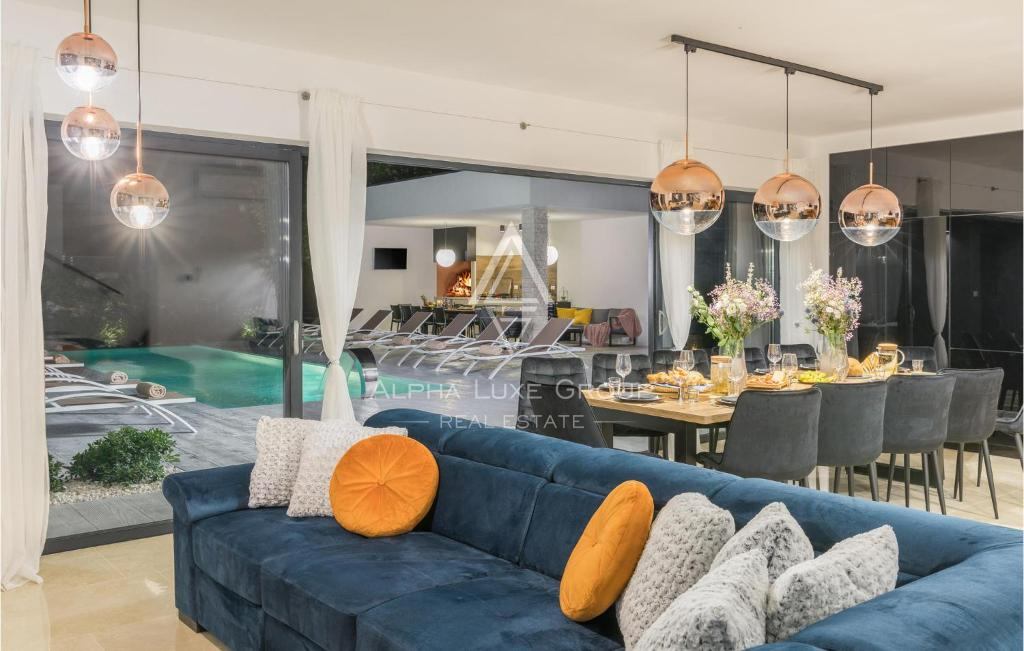 Istria, Rovinj: Villa contemporanea con piscina spa