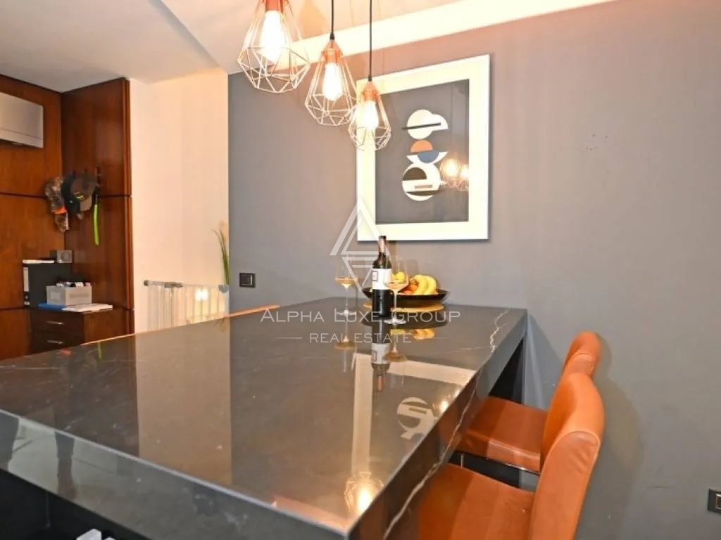 Istria, Poreč – smart home con giardino e jacuzzi