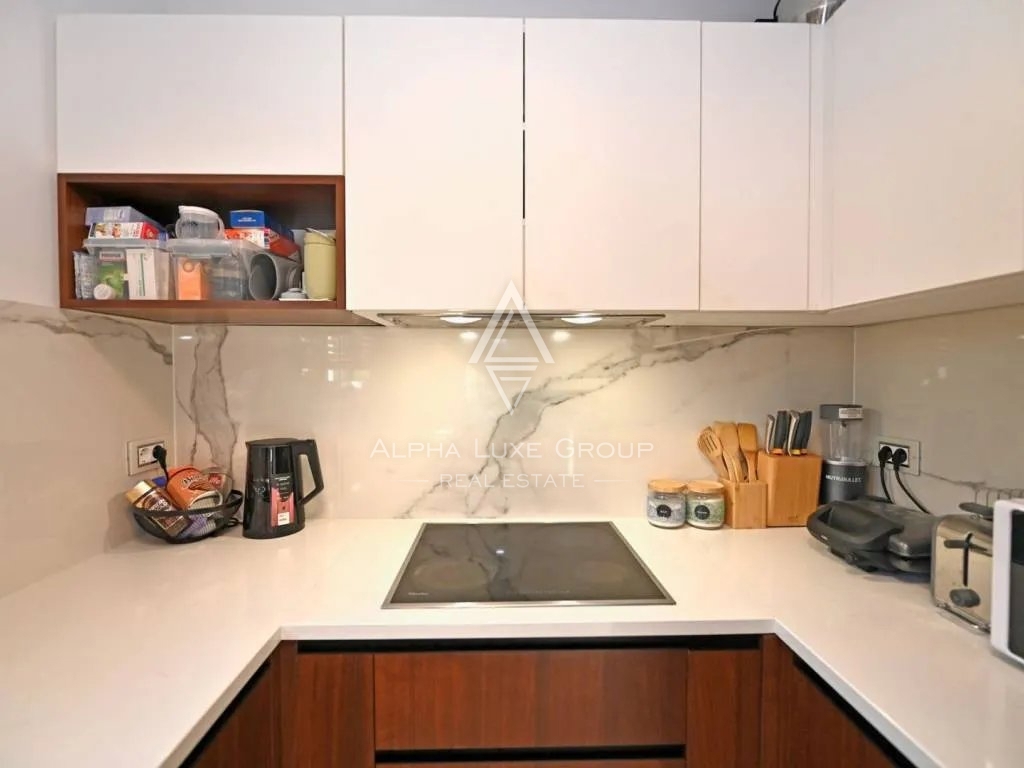 Istria, Poreč – smart home con giardino e jacuzzi