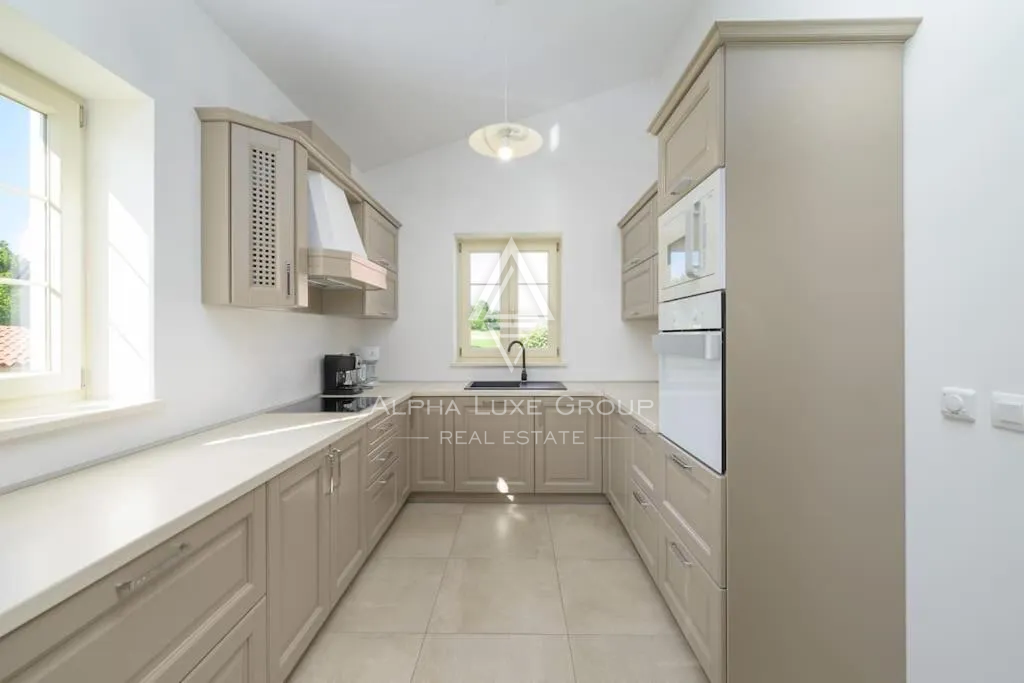 Istria, Rebići: Elegante villa con piscina e privacy