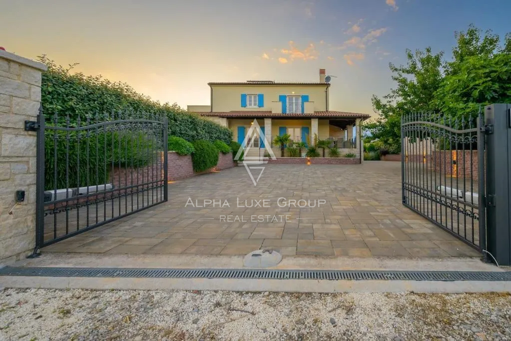 Istria, Rebići: Elegante villa con piscina e privacy