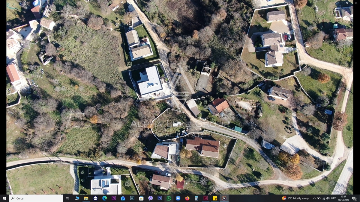 Istria, Bale: Terreno edificabile centro con rudere