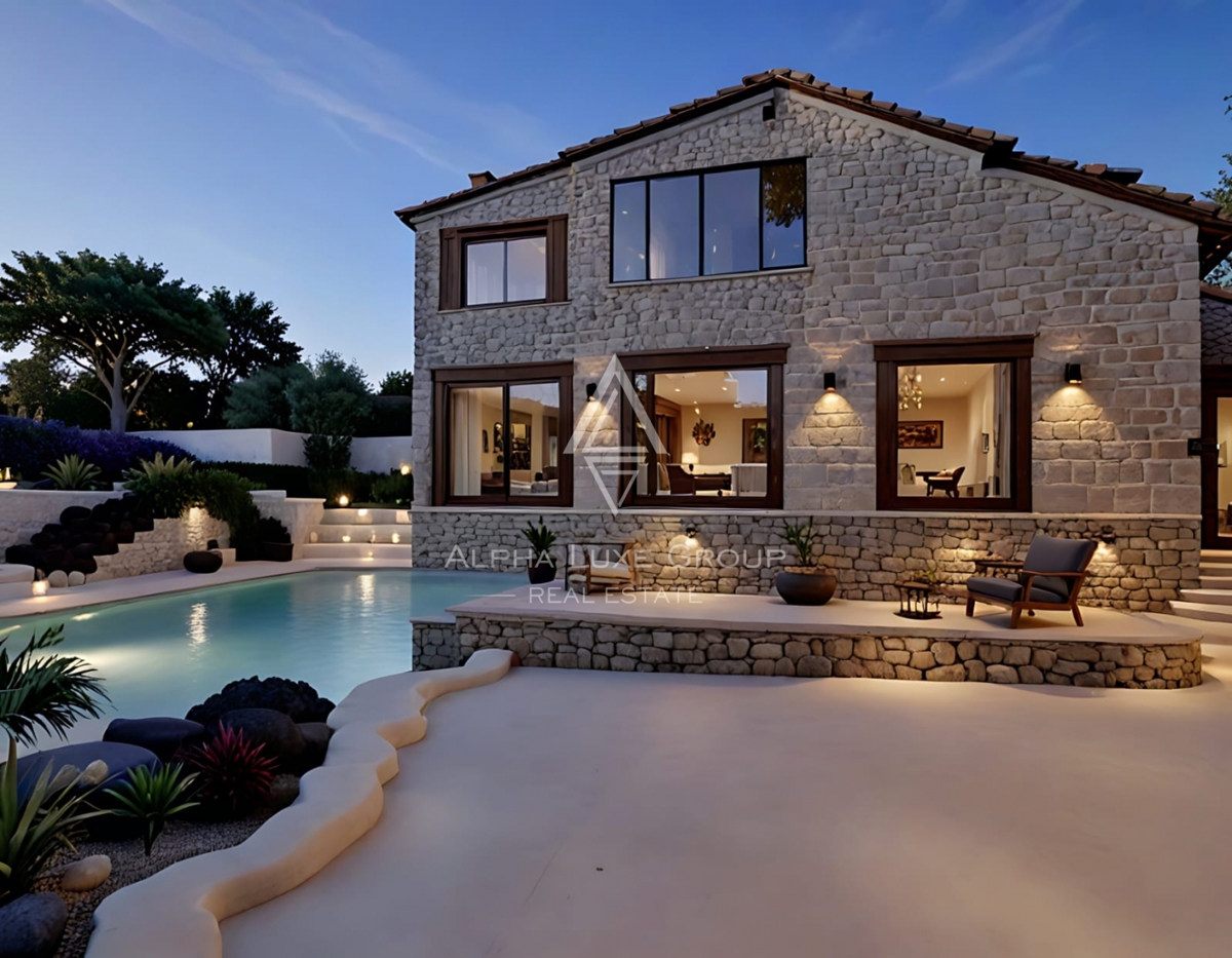 Istria, Bale: Terreno edificabile centro con rudere