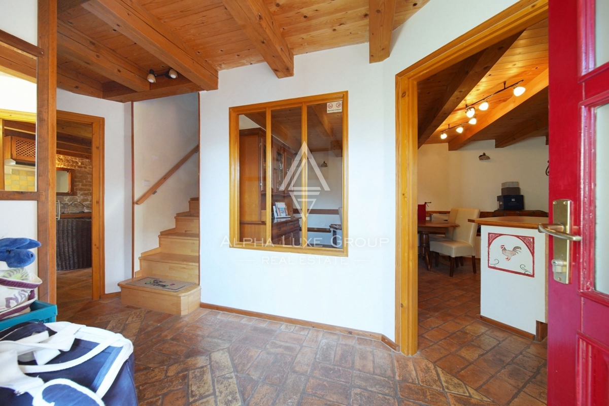 Istria, Kanfanar – Casa in pietra ristrutturata con giardino