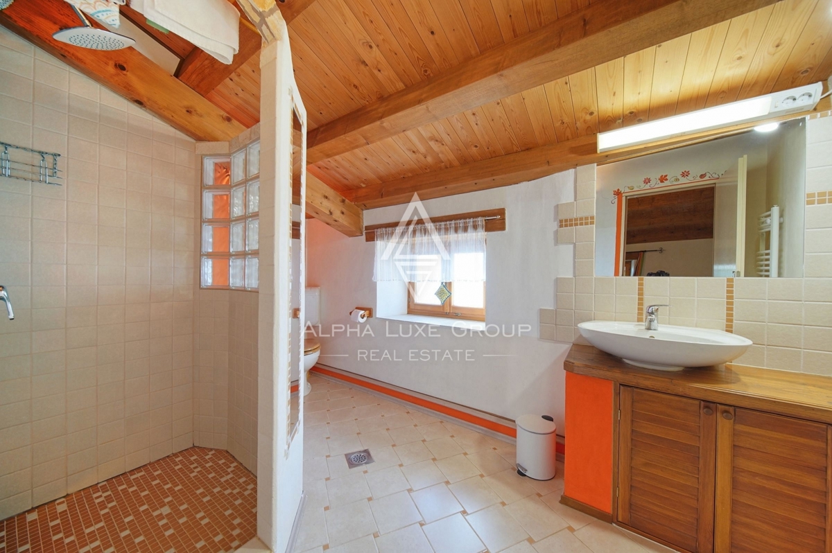 Istria, Kanfanar – Casa in pietra ristrutturata con giardino