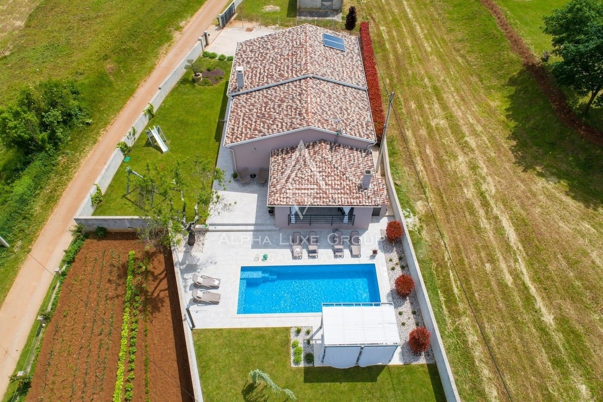 Istria, Barban - Affascinante casa con piscina e ampia terrazza