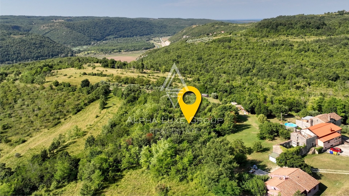 Grožnjan, Istria: Terreno con vista panoramica sulla Mirna