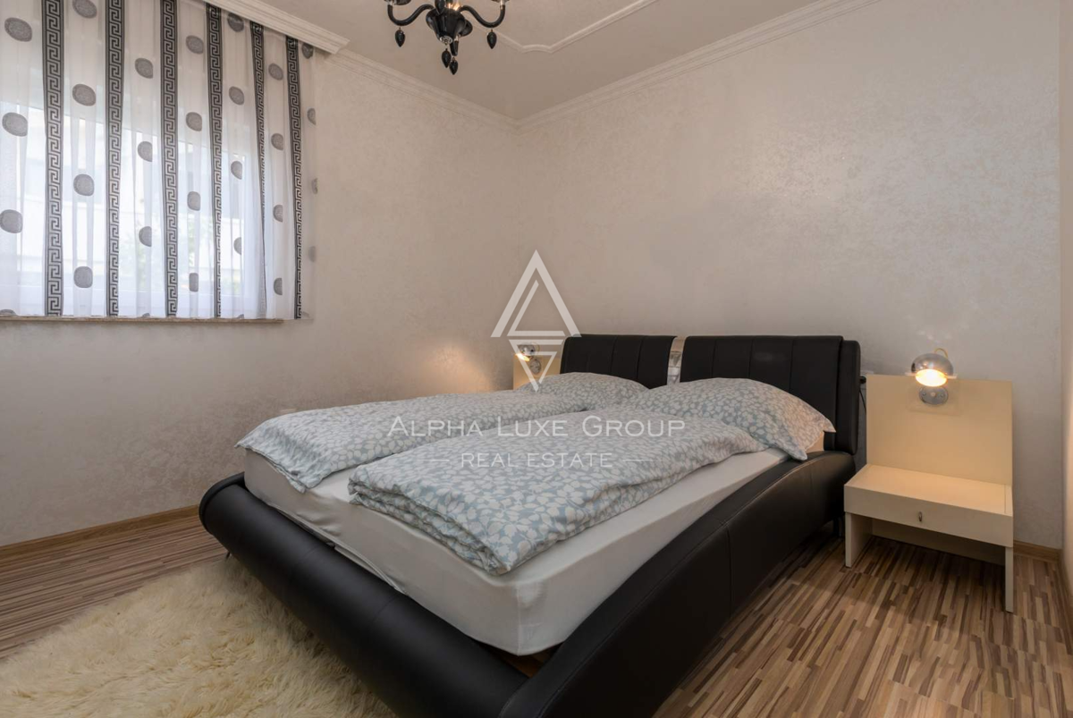 Istria, Poreč, Elegante bungalow con piscina e ampio giardino