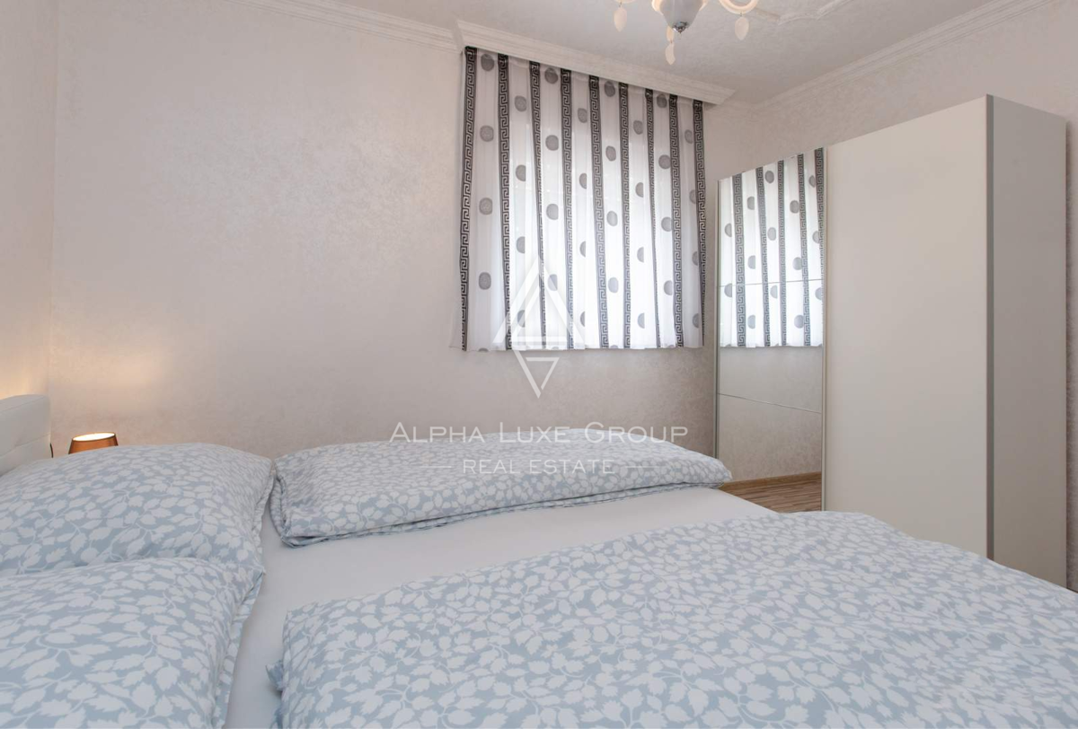 Istria, Poreč, Elegante bungalow con piscina e ampio giardino