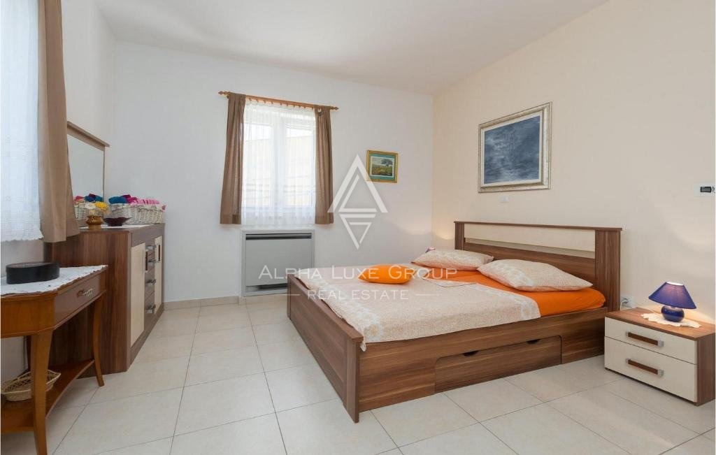 Poreč: Villa stupenda con piscina e vista panoramica in vendita