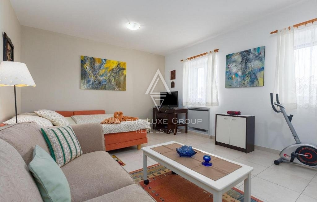 Poreč: Villa stupenda con piscina e vista panoramica in vendita