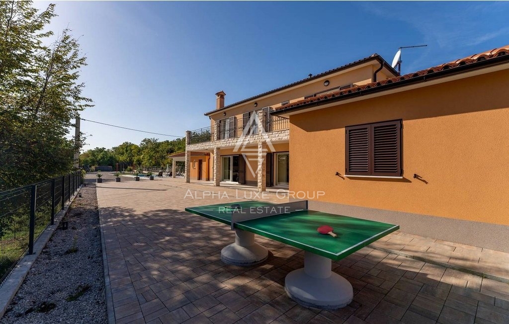 Labin, Rabac - Rifugio opulento con piscina e vasti giardini