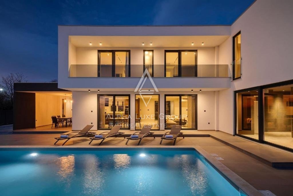 Villa di lusso in vendita a Poreč