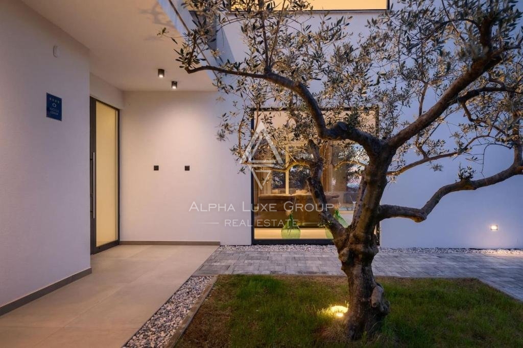 Villa di lusso in vendita a Poreč