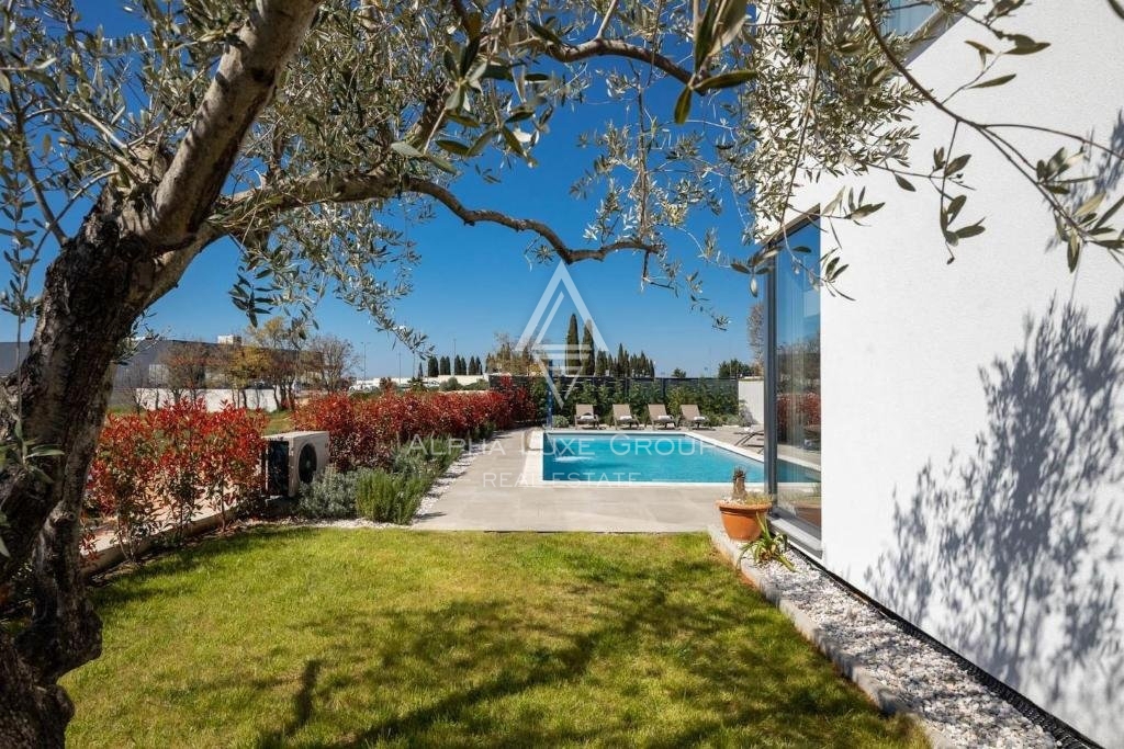 Villa di lusso in vendita a Poreč