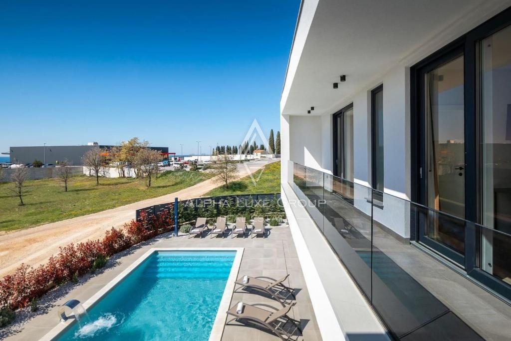 Villa di lusso in vendita a Poreč