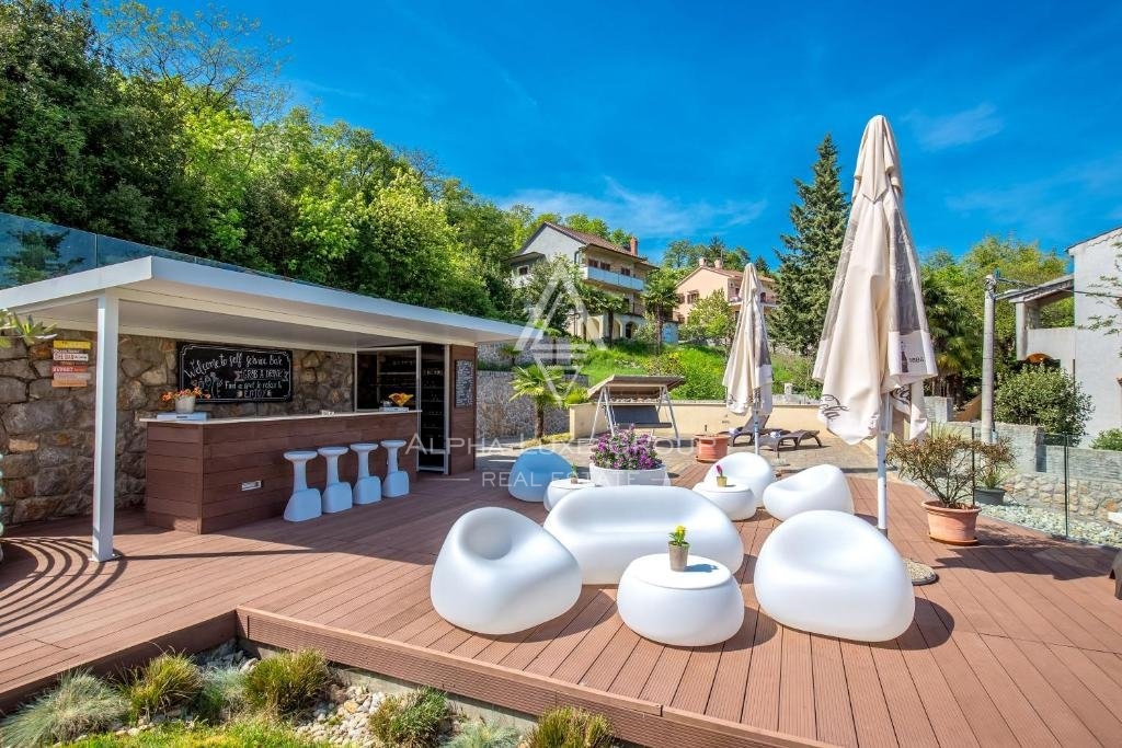 Opportunità di sviluppo di un resort di lusso a Opatija, Lovran