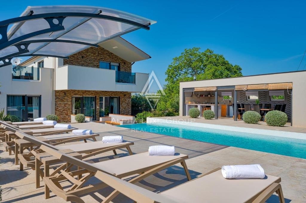 Istria, Marčana: Nuova residenza e casa vacanze con piscina