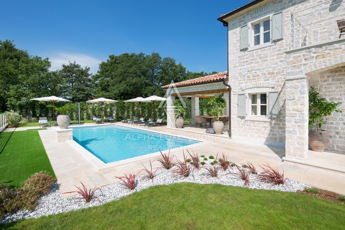 Villa in pietra di lusso con piscina privata in Istria