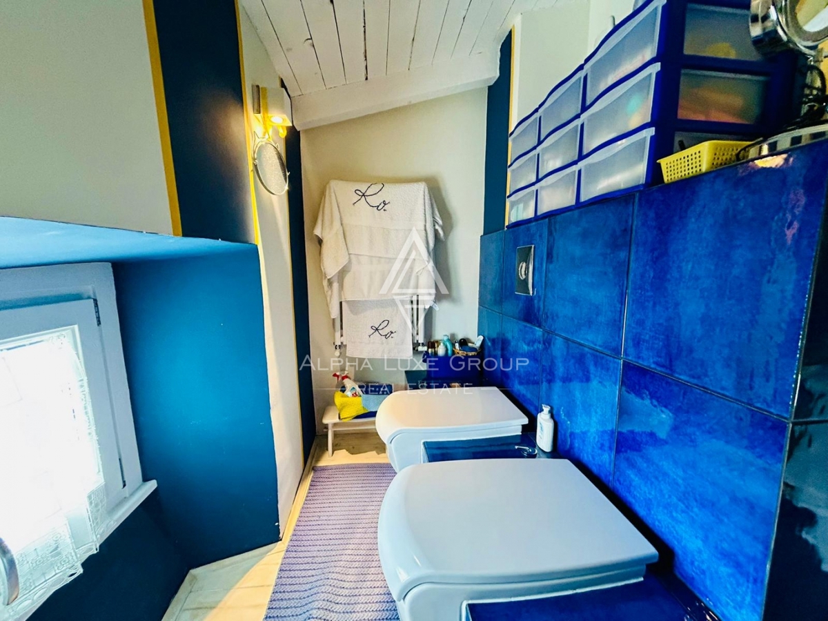 Istria, Novigrad, Splendida casa a 10 metri dal mare