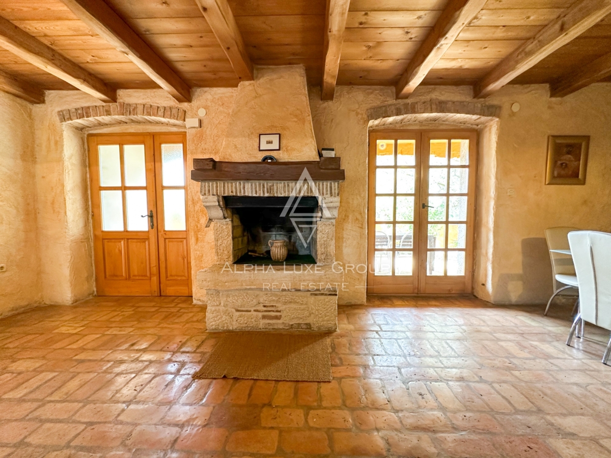 Poreč, Istria: Casa rustica in pietra nel verde tranquillo