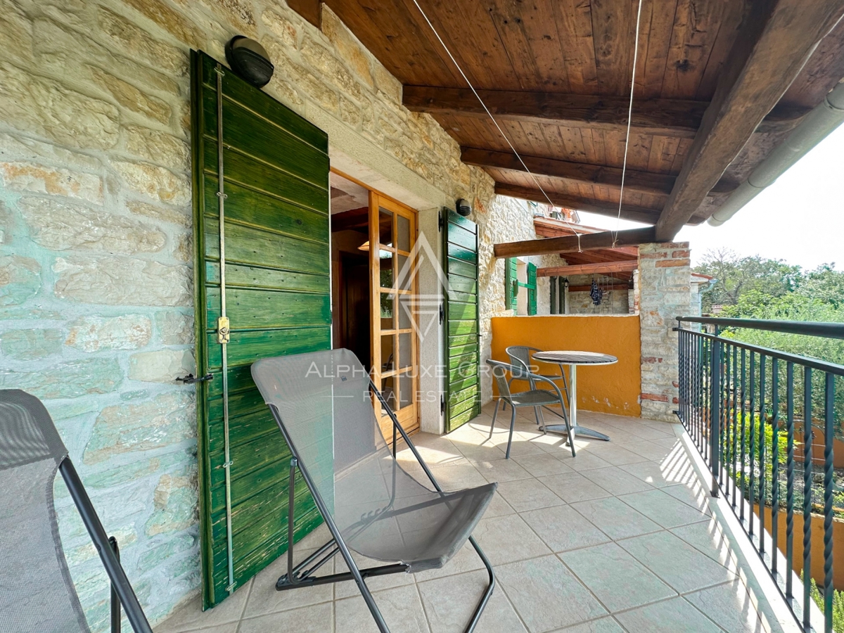Poreč, Istria: Casa rustica in pietra nel verde tranquillo