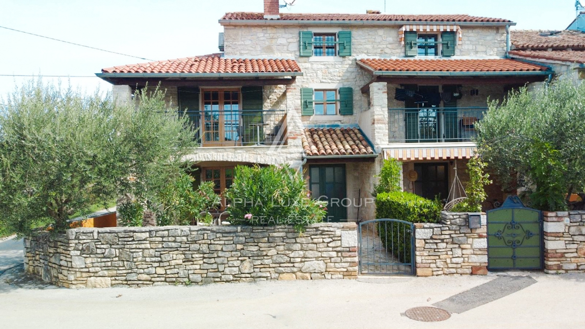 Poreč, Istria: Casa rustica in pietra nel verde tranquillo