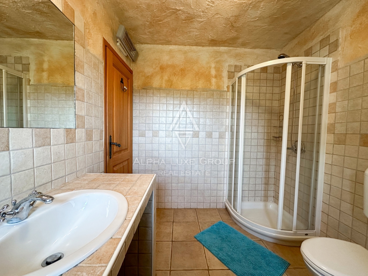Poreč, Istria: Casa rustica in pietra nel verde tranquillo