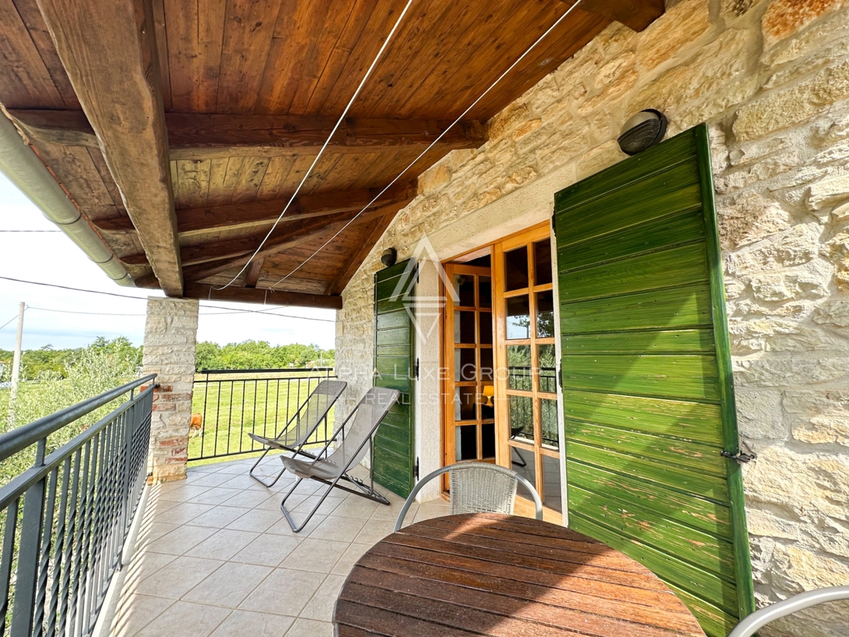 Poreč, Istria: Casa rustica in pietra nel verde tranquillo