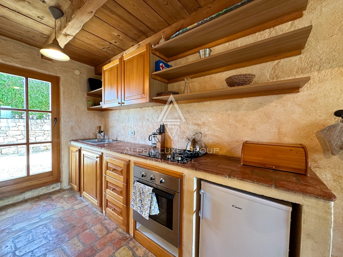 Poreč, Istria: Casa rustica in pietra nel verde tranquillo