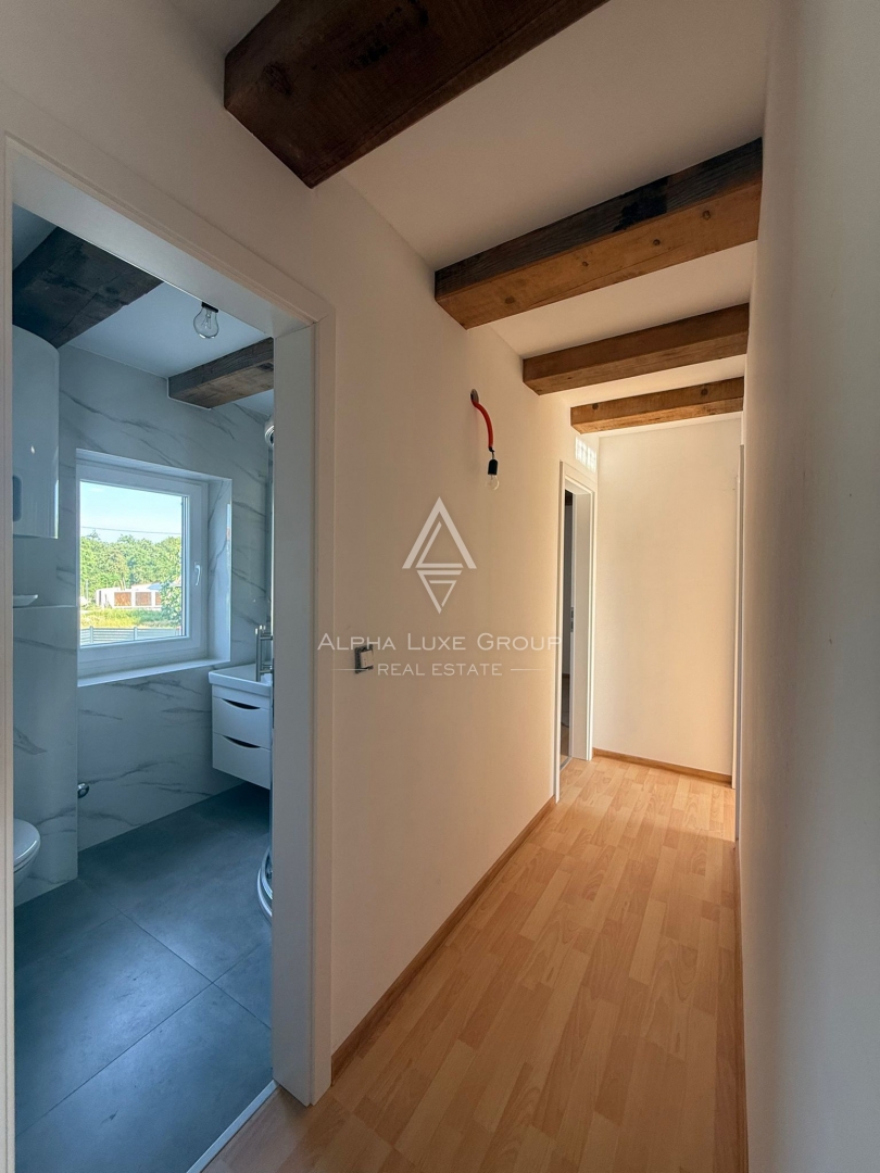 Juršići, Istria: Casa in pietra con piscina e annesso