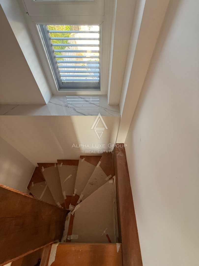 Juršići, Istria: Casa in pietra con piscina e annesso