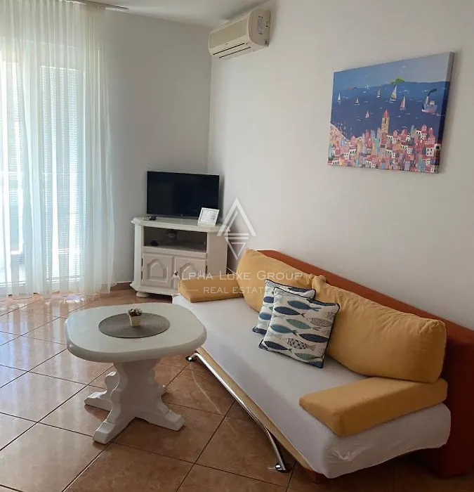 Istria, Medulin: Casa con appartmani vicino mare