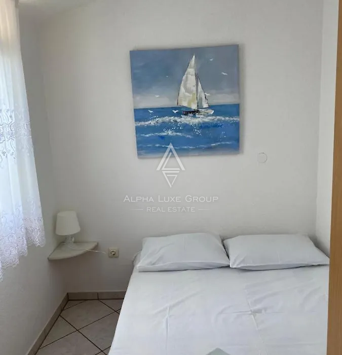 Istria, Medulin: Casa con appartmani vicino mare