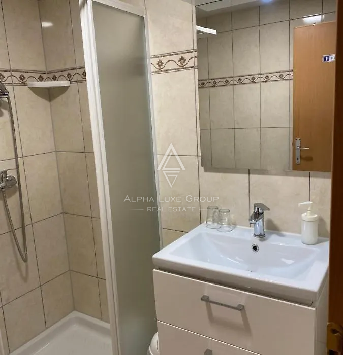 Istria, Medulin: Casa con appartmani vicino mare