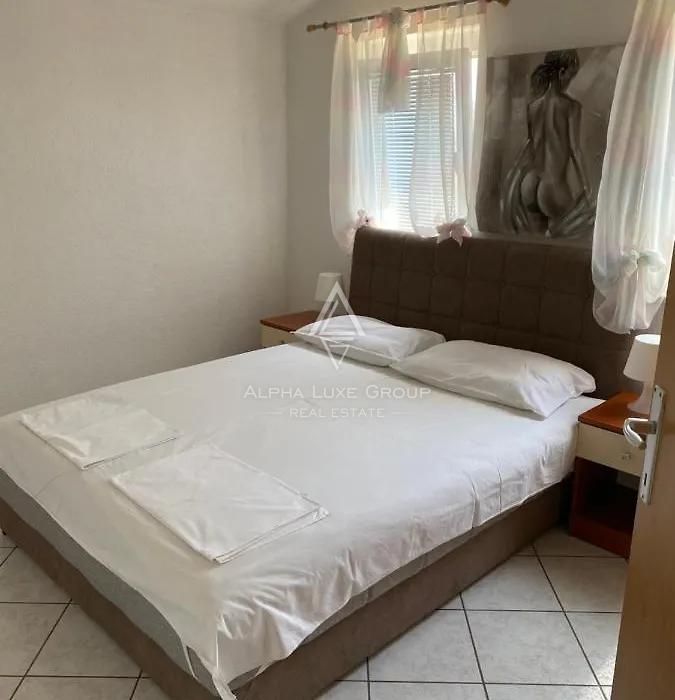 Istria, Medulin: Casa con appartmani vicino mare