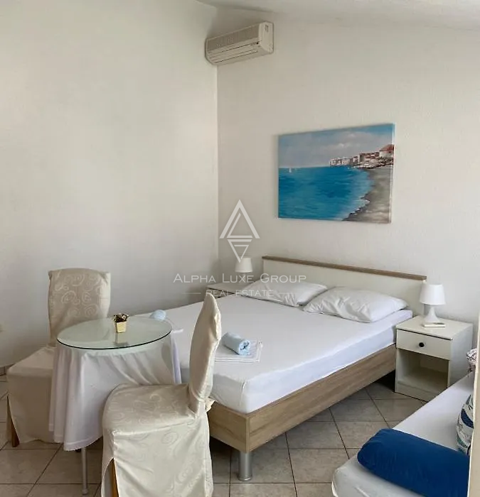 Istria, Medulin: Casa con appartmani vicino mare