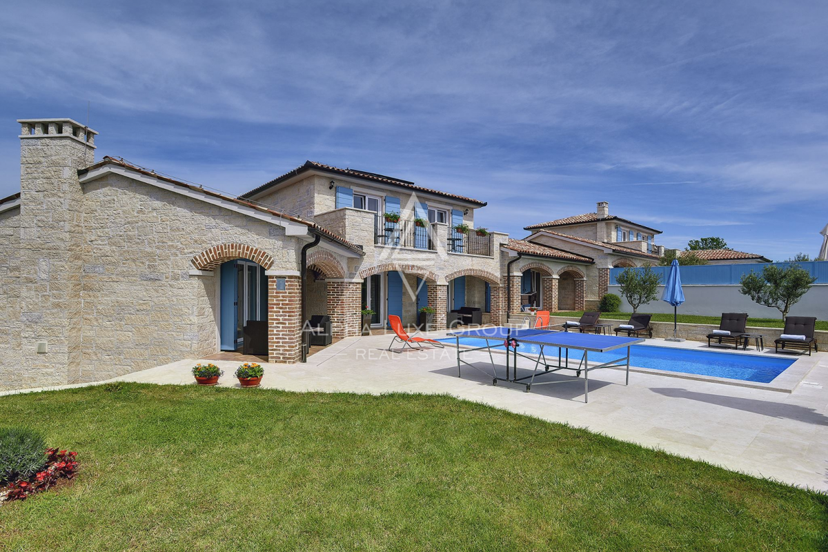 Istria, Medulin – Due eleganti ville con piscine