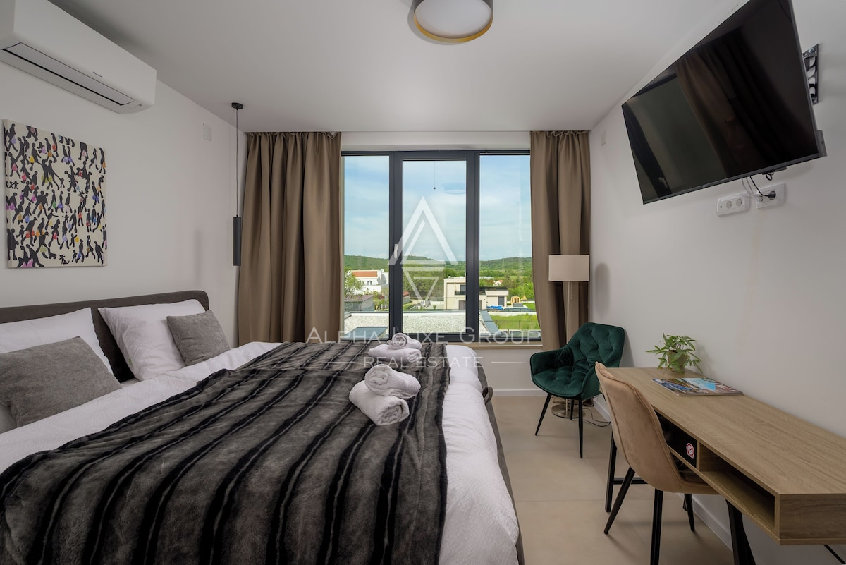 Istria, Rovinj: Villa moderna con piscina, privacy