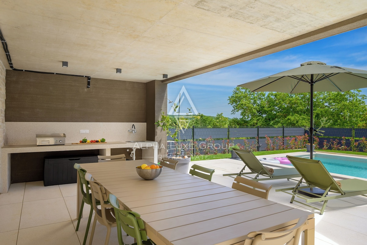 Istria, Rovinj: Villa moderna con piscina, privacy