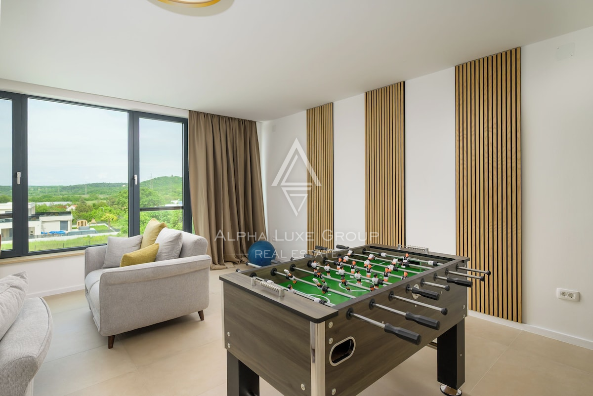 Istria, Rovinj: Villa moderna con piscina, privacy