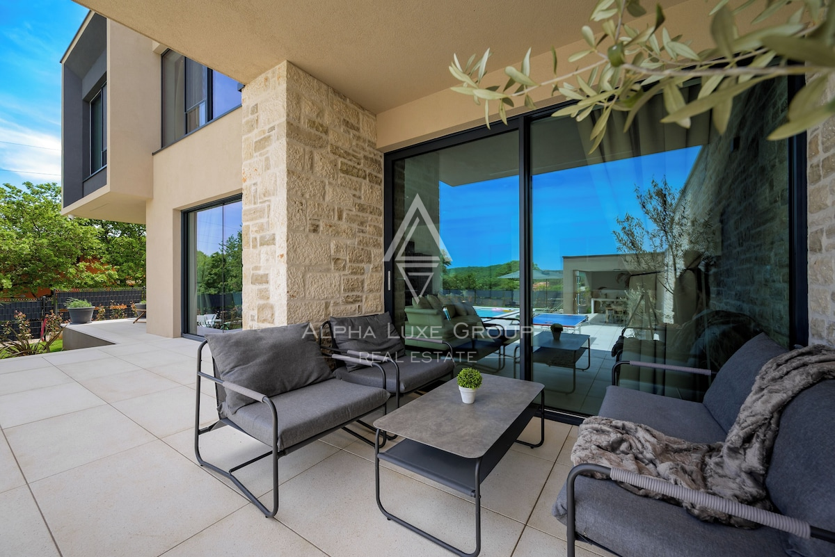 Istria, Rovinj: Villa moderna con piscina, privacy